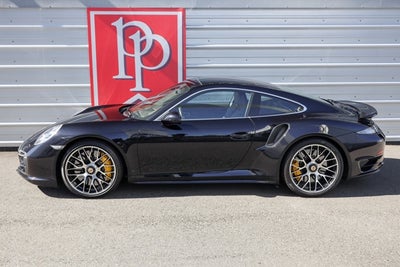 2015 Porsche 911 Turbo S