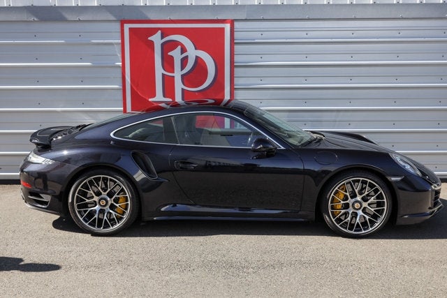 2015 Porsche 911 Turbo S