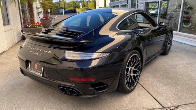 2015 Porsche 911 Turbo S