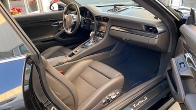 2015 Porsche 911 Turbo S
