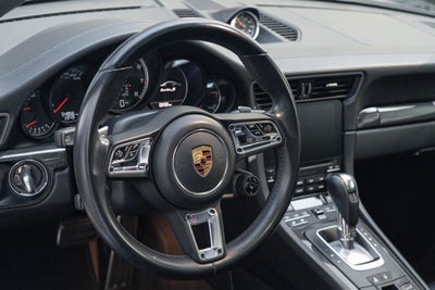 2017 Porsche 911 Turbo S