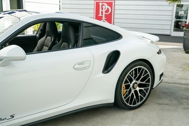 2014 Porsche 911 Turbo S