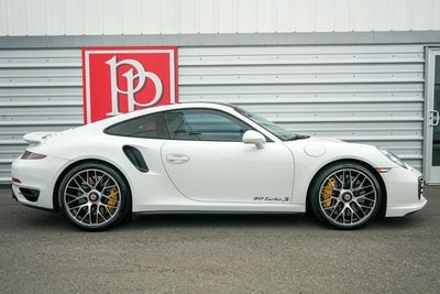 2014 Porsche 911 Turbo S