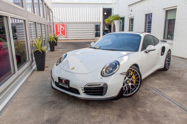 2016 Porsche 911 Turbo S