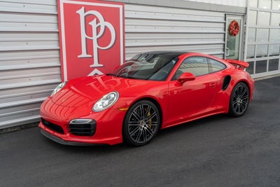 2015 Porsche 911 Turbo S