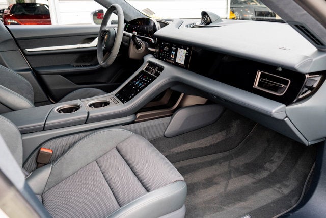 2023 Porsche Taycan GTS