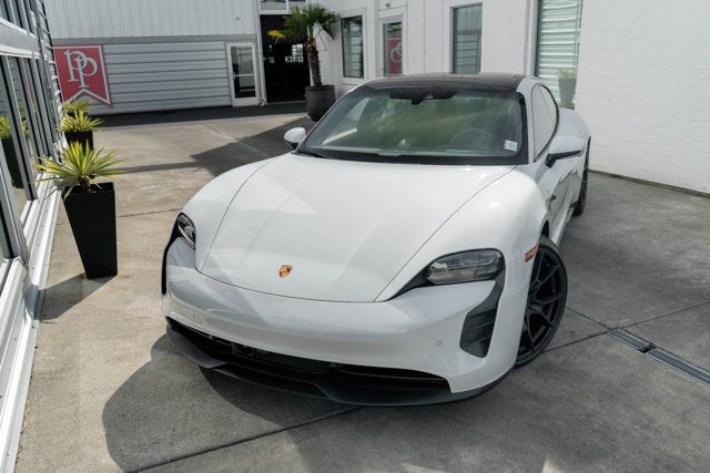 2023 Porsche Taycan GTS
