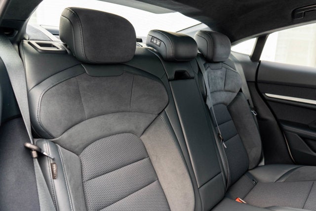 2023 Porsche Taycan GTS