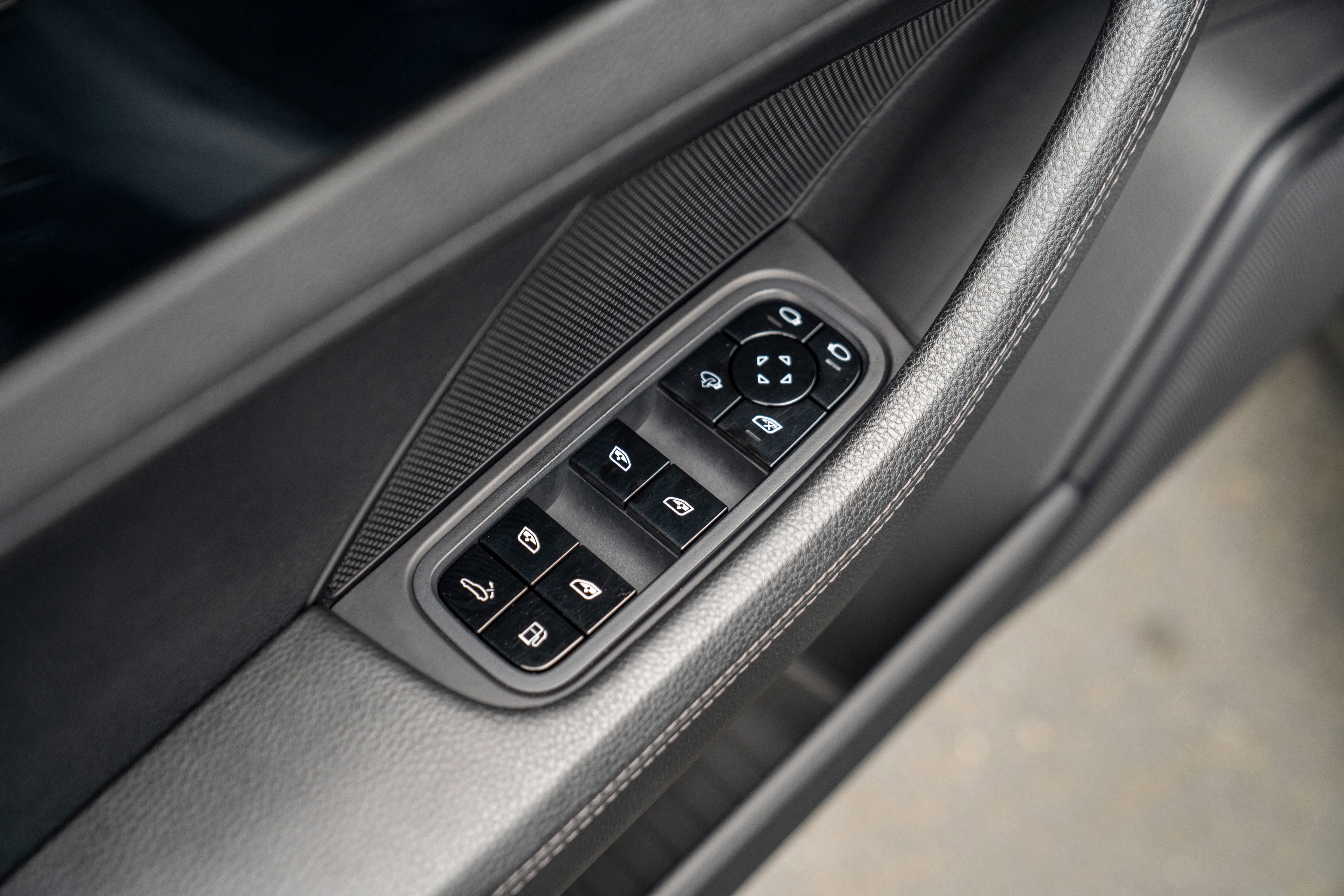 2018 Porsche Panamera 4 E-Hybrid