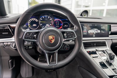 2018 Porsche Panamera 4 E-Hybrid