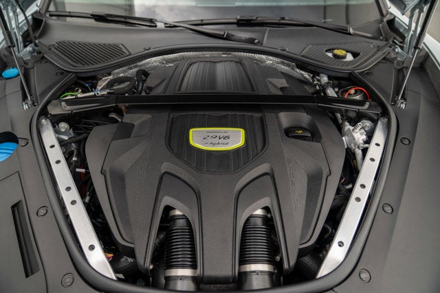 2018 Porsche Panamera 4 E-Hybrid