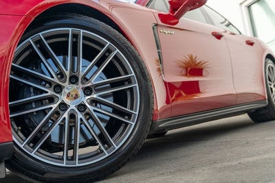 2018 Porsche Panamera 4 E-Hybrid