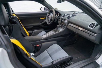 2024 Porsche 718 Cayman GT4 RS