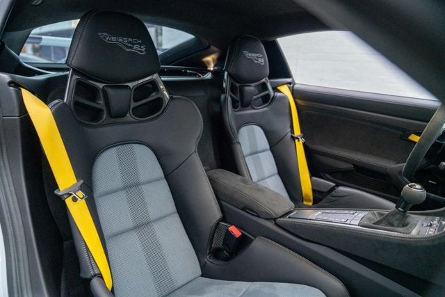 2024 Porsche 718 Cayman GT4 RS