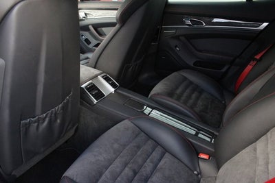 2013 Porsche Panamera GTS