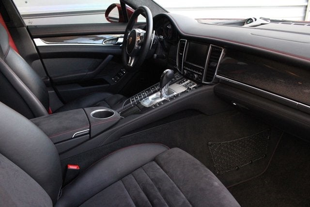 2013 Porsche Panamera GTS