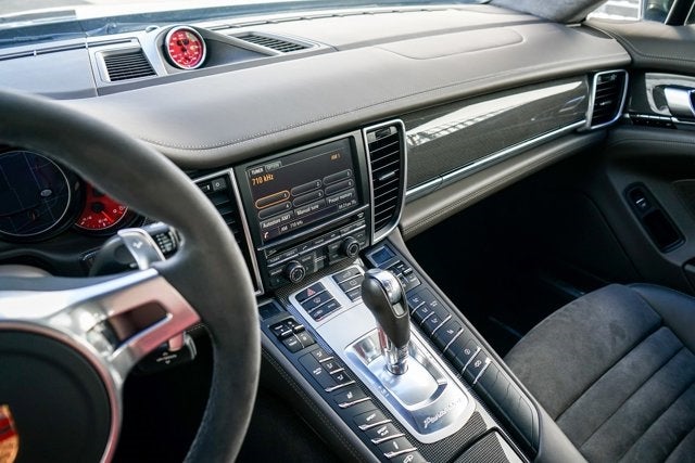 2015 Porsche Panamera GTS