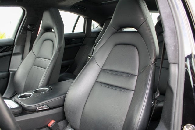 2017 Porsche Panamera Turbo