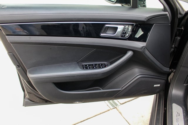 2017 Porsche Panamera Turbo