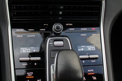 2017 Porsche Panamera Turbo