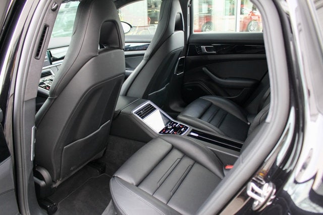 2017 Porsche Panamera Turbo