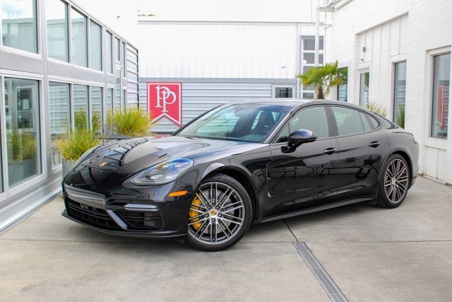 2017 Porsche Panamera Turbo