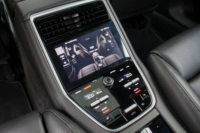 2017 Porsche Panamera Turbo