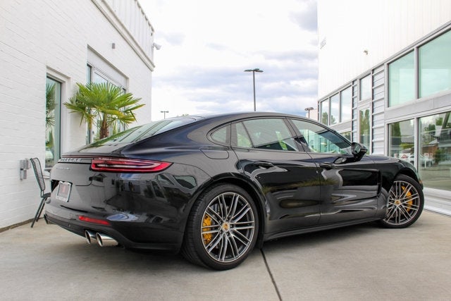 2017 Porsche Panamera Turbo