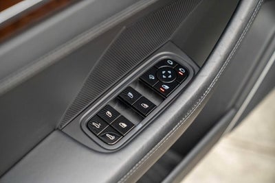 2018 Porsche Panamera Turbo