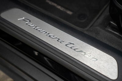 2018 Porsche Panamera Turbo