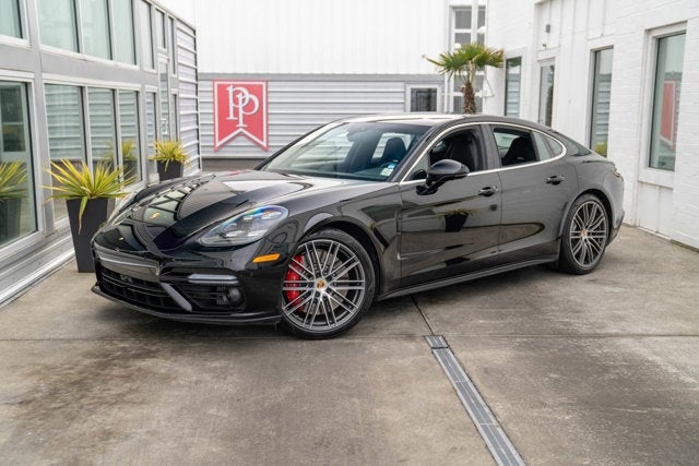 2018 Porsche Panamera Turbo