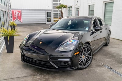 2018 Porsche Panamera Turbo