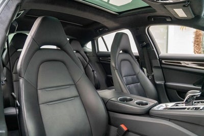 2018 Porsche Panamera Turbo