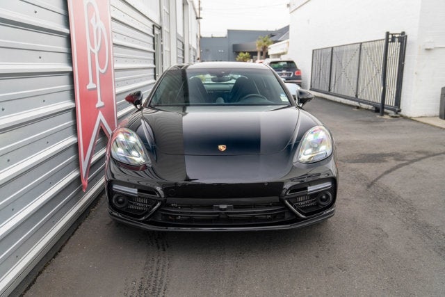 2018 Porsche Panamera Turbo