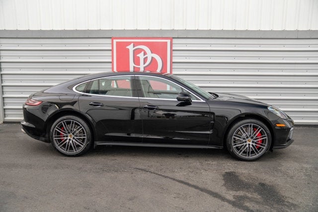 2018 Porsche Panamera Turbo