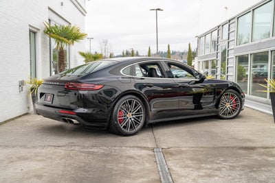 2018 Porsche Panamera Turbo