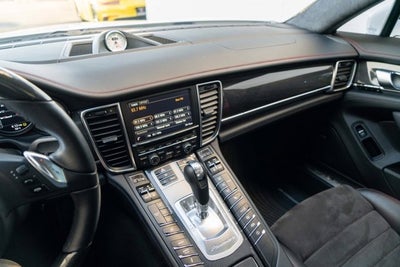 2013 Porsche Panamera GTS