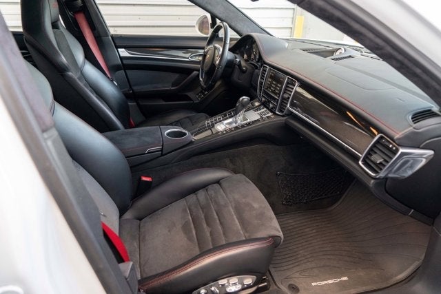 2013 Porsche Panamera GTS