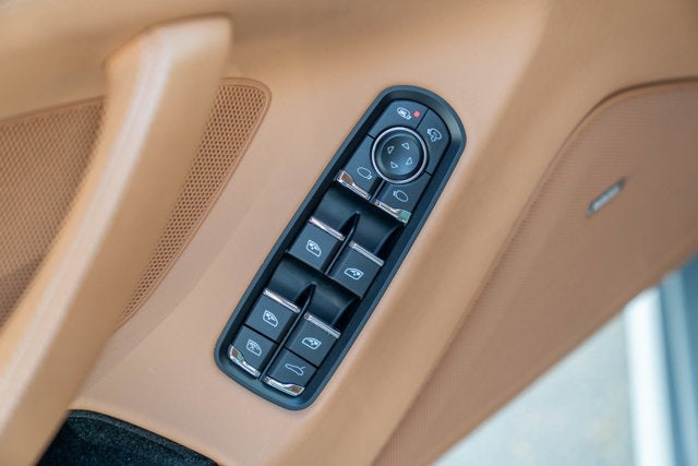 2015 Porsche Panamera GTS