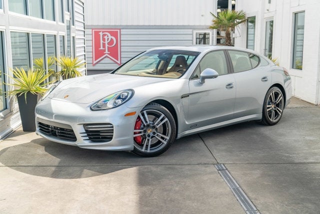 2015 Porsche Panamera GTS