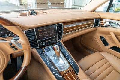 2015 Porsche Panamera GTS