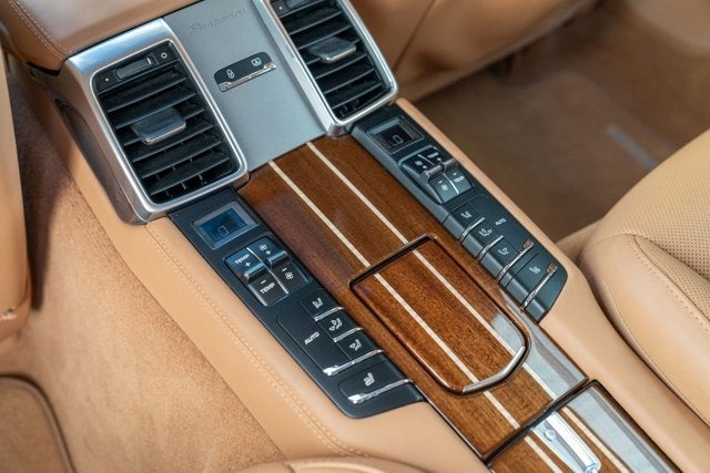 2015 Porsche Panamera GTS