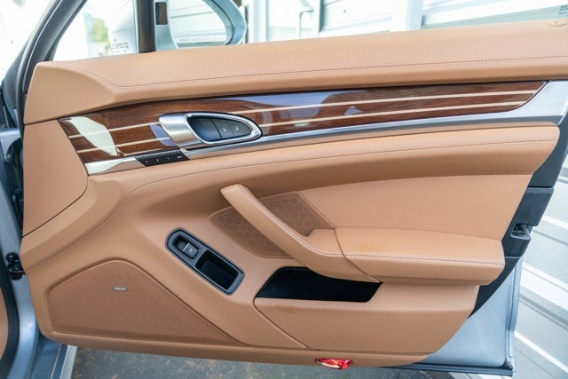 2015 Porsche Panamera GTS