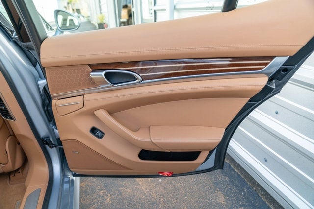 2015 Porsche Panamera GTS