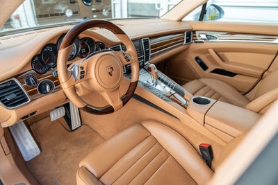 2015 Porsche Panamera GTS