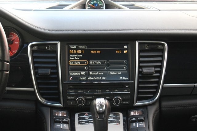 2015 Porsche Panamera GTS