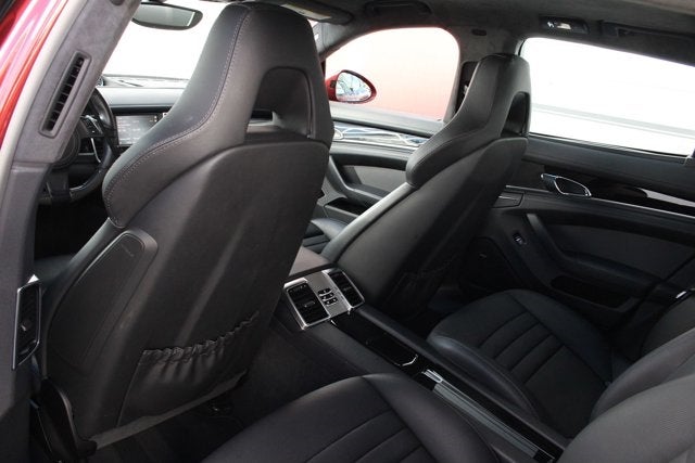 2015 Porsche Panamera GTS