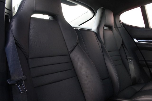 2015 Porsche Panamera GTS