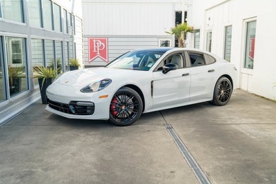 2018 Porsche Panamera Turbo