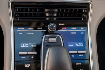 2018 Porsche Panamera Turbo